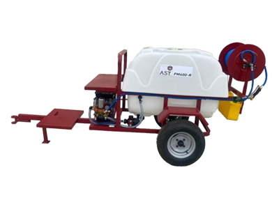 Motorvast spuit, Spuit, benzine motor, 400 liter